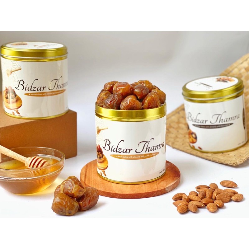 

Bidzar Thamra Honey(kurma almond)