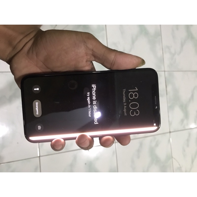 mesin iphone x lock icloud