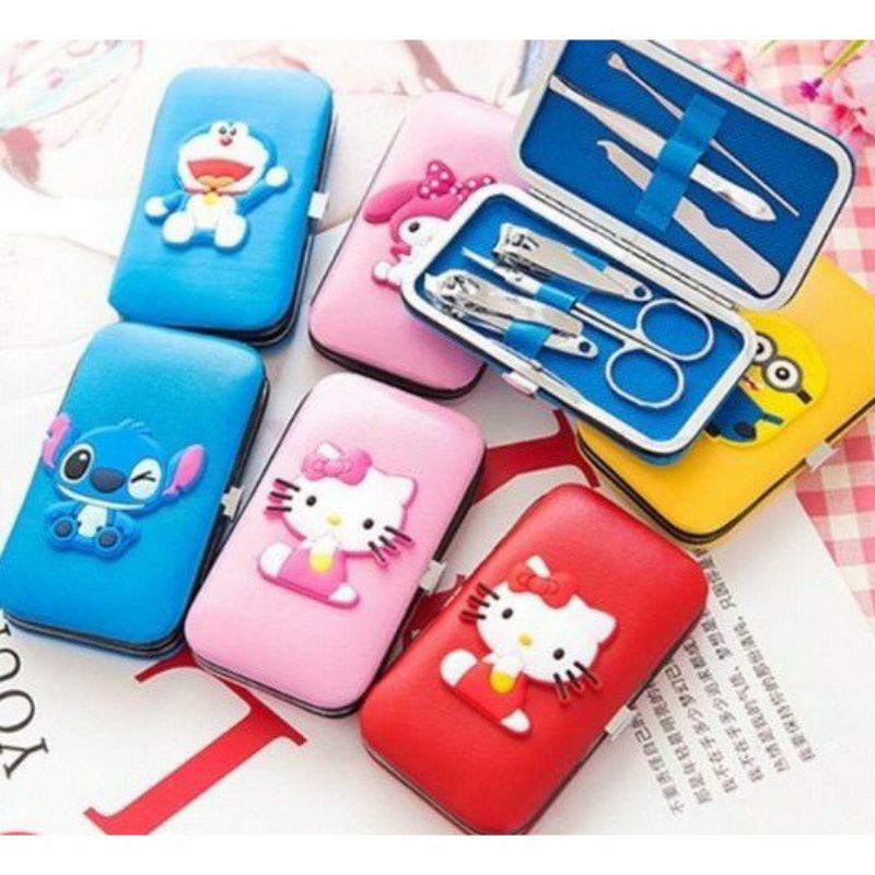 Manicure Pedicure Set Motif Karakter Lucu