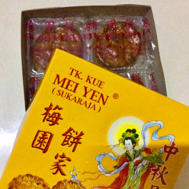 Mei Yen Kue Bulan Medan Mooncake Durian Kacang Hijau Hitam Tausa Teratai Lotus