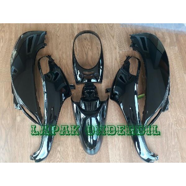 bodi scoopy fi hitam halus