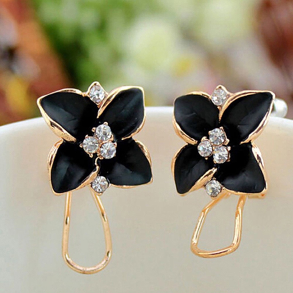 Hu Hu Hu Hu Hu Alat Bantu Pasang Kacamata♡ 1 Pasang Anting Stud Desain Camellia Aksen Kristal Imitasi Untuk Wanita