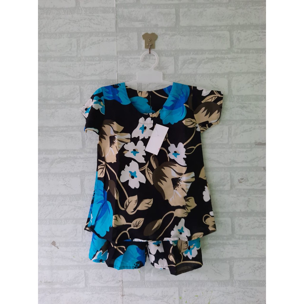 setelan piyama batik anak size S (5-6 th)