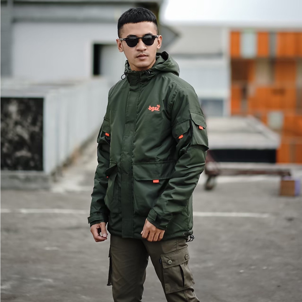 JAKET PRIA PARASUT  CASUAL JACKET COWO CEWE WATERPROFF OUTDOOR MURAH