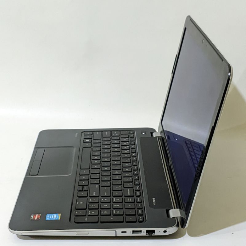 laptop gaming/Design hp pavilion 15 - core i7 8core - ram 16gb - dual vga amd radeon - ssd 256gb