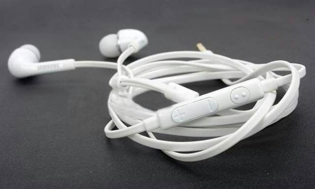 Headset Samsung S4 S5 J5 J7 J1 J1ace S6 HS330 Stereo Original 100% Earphone Handsfree