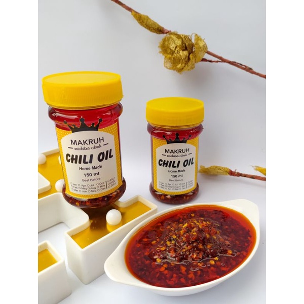 

GARLIC CHILI OIL "MAKRUH" Maskotna Cikruh