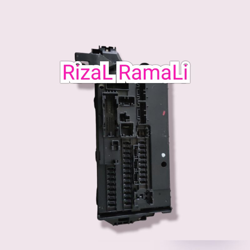 fuse box sekring avanza xenia dual vvti 82600-bz890 ex singapur