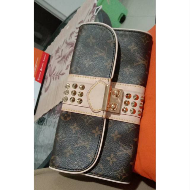 Clutch lv