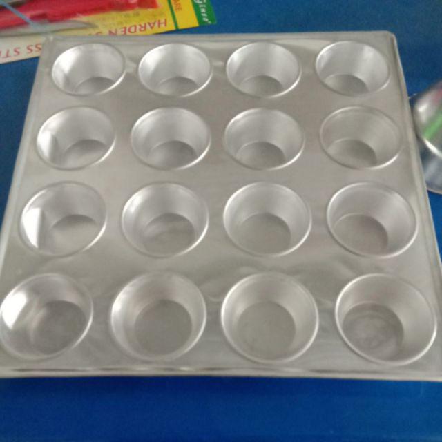 Loyang Kue Muffin 16 Lubang