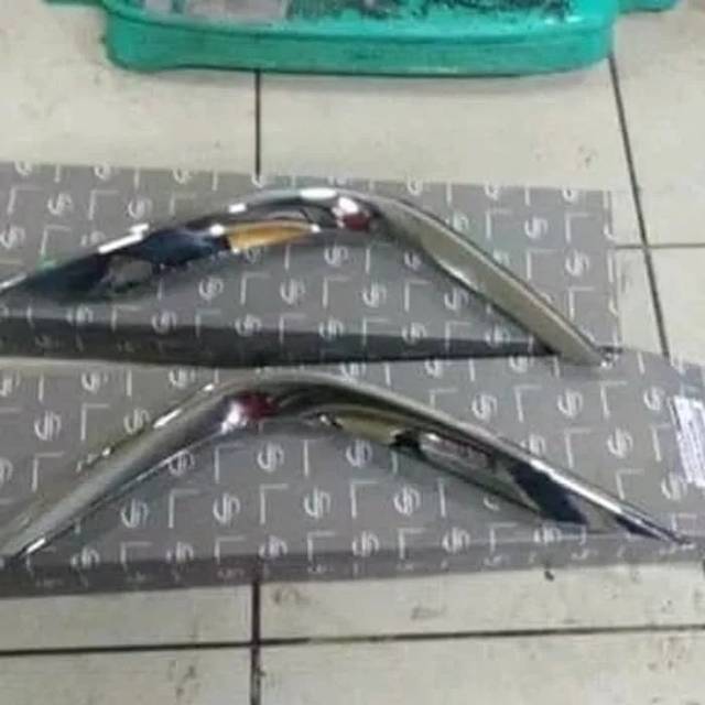 terbaru lis foglamp nissan grand livina HWS original murah