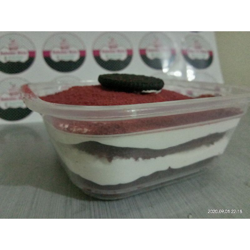 

desert box red velvet