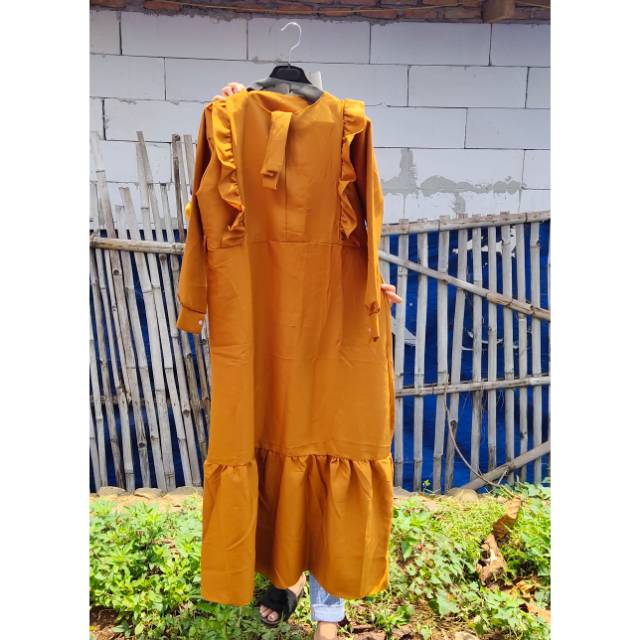 Gamis bahan moscrepe