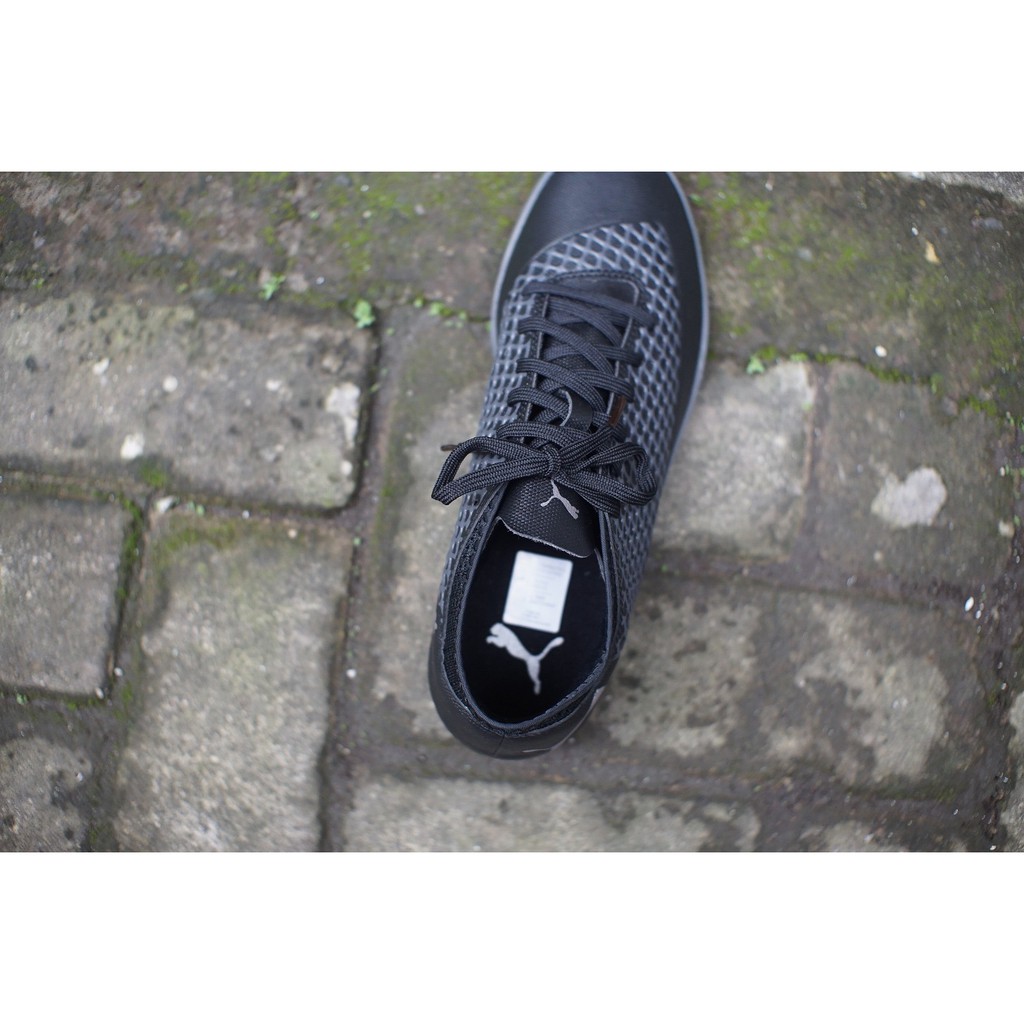 Sepatu Futsal Puma Future 2.4 IT - Black  Original | Puma Future 2.4