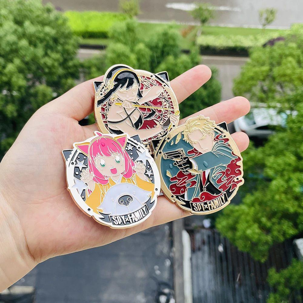 [Elegan] Lapel Pin Hadiah Cosplay Pakaian Dekorasi Kartun Decor Badge SPY X Keluarga Anime Badge