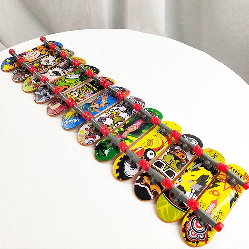 Quinton Mainan Skateboard Jari Mini Bahan Alloy Untuk Anak