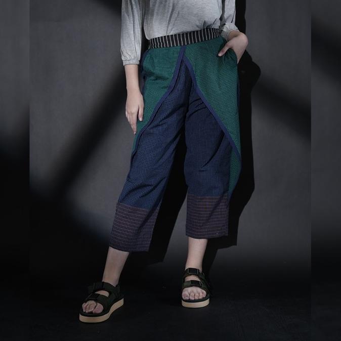 NONA RARA-Ciptamaya Lurik P0084,celana kerja batik wanita modern