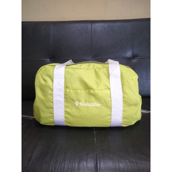 Columbia tas minggat / tas duffle / tas olahraga second bekas preloved