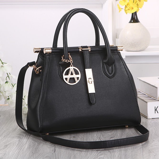 

PC2547Black