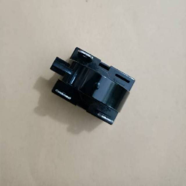 PTC relay / relay kulkas kaki 3 ( 2 kiri. 1 kanan )