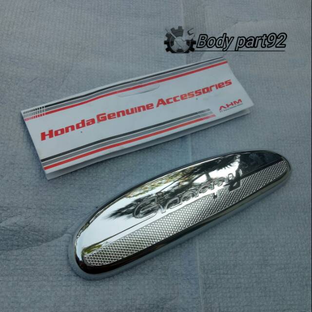 Aksesoris pelindung knalpot scoopy fi 2014 2016 crome ori