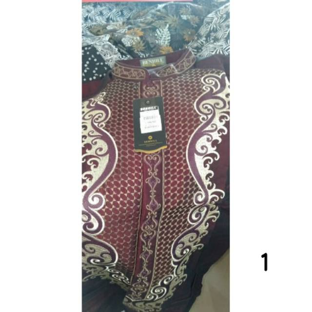 Baju Koko Benhill