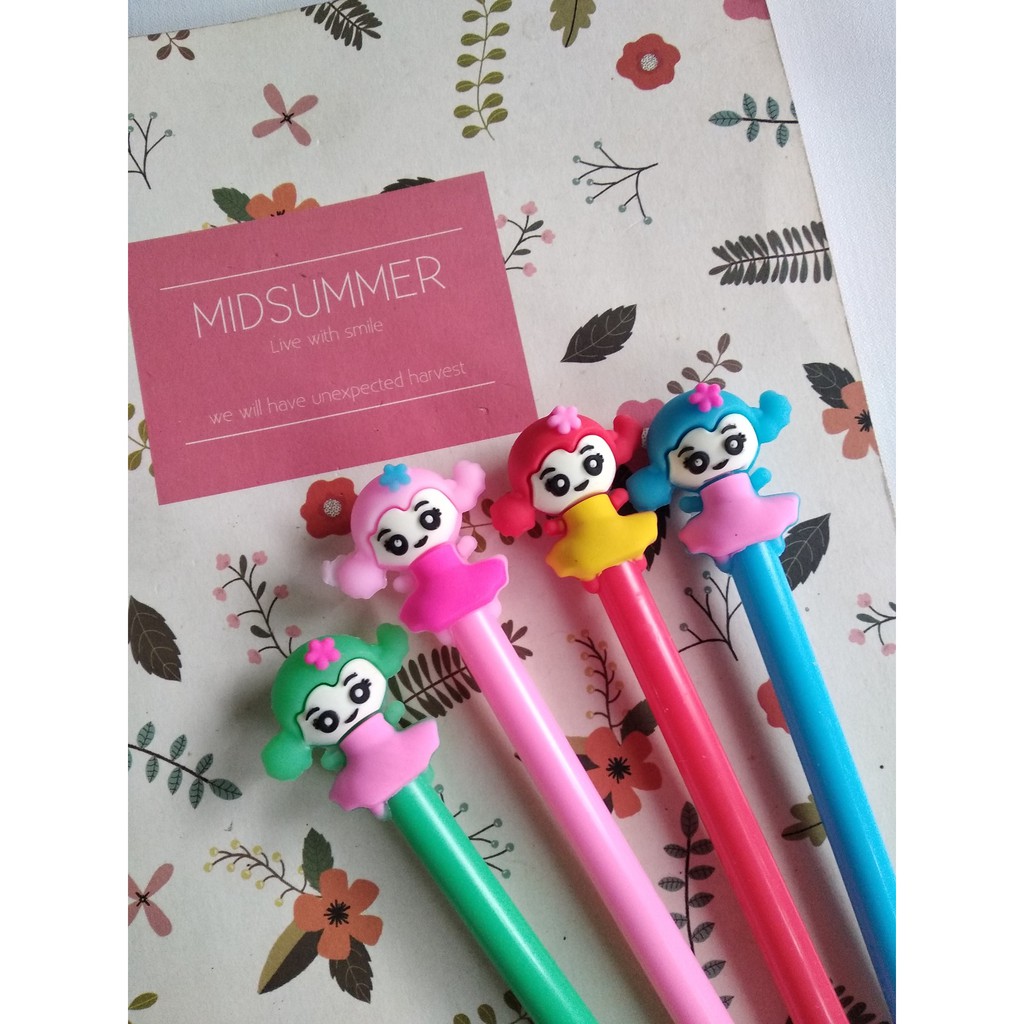 

Pulpen Karakter Boneka