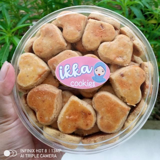 

KUE KACANG