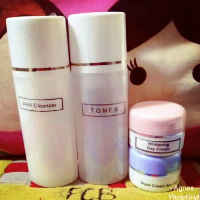 Cream farma wdc original paket glowing