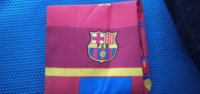 Sprei Motif Barcelona 3d Set 180x200 - Seprei Barcelona 3 Dimensi Plus Sarung Guling Bantal