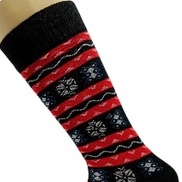 Kaos kaki skate oldschool motif tribal garis merah