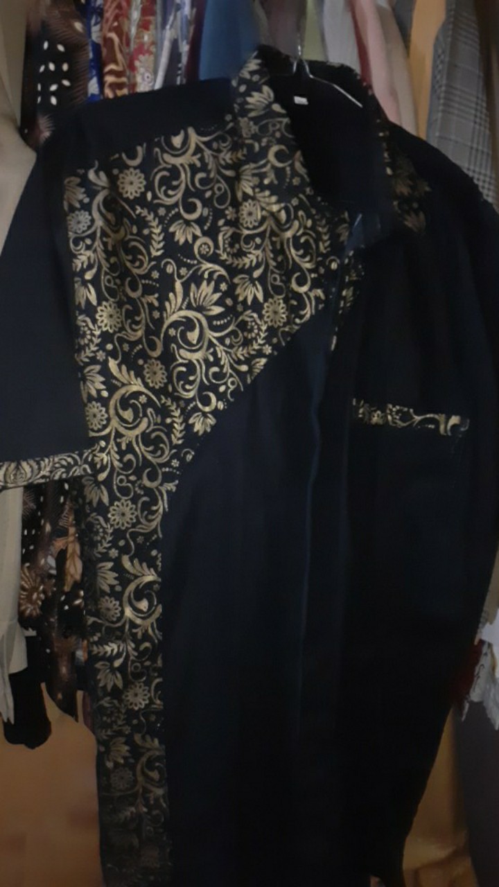 Flash Sale Batik Modern Original | Batik Pria Motif Hitam Manis Lengan Pendek Asli