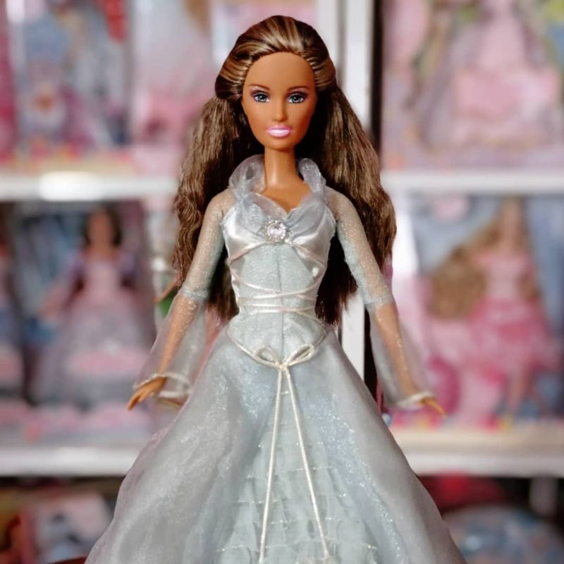 Pre-owned Barbie Rayla Cloud Queen