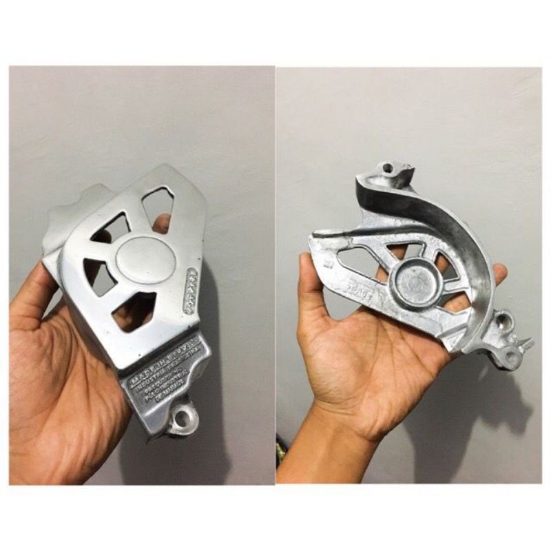 Tutup cover gear gir ger depan crf 230 brazil pnp cb gl mp tiger