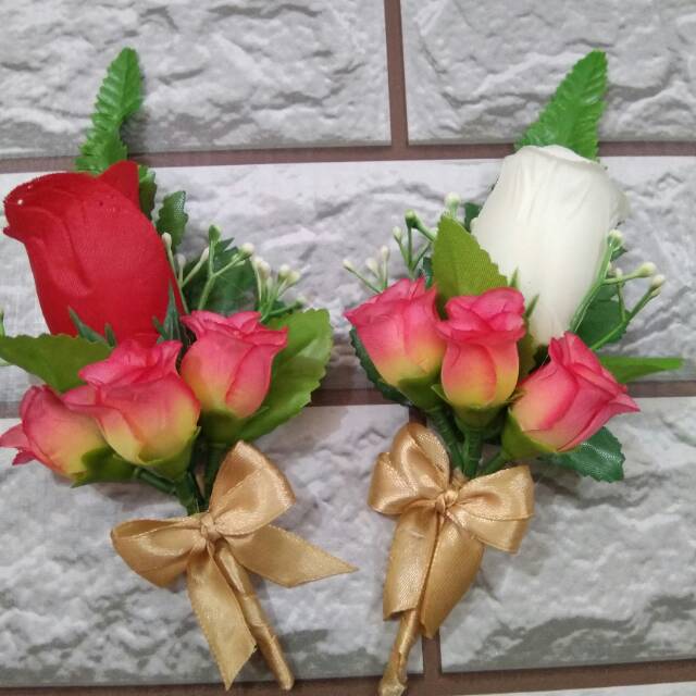 Corsage wedding pria bunga kantong wedding