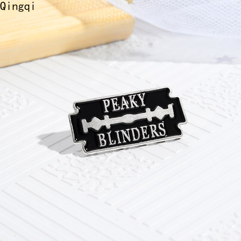 Bros Pin Enamel Desain Quotes Gangster Movie TV Untuk Hadiah Teman