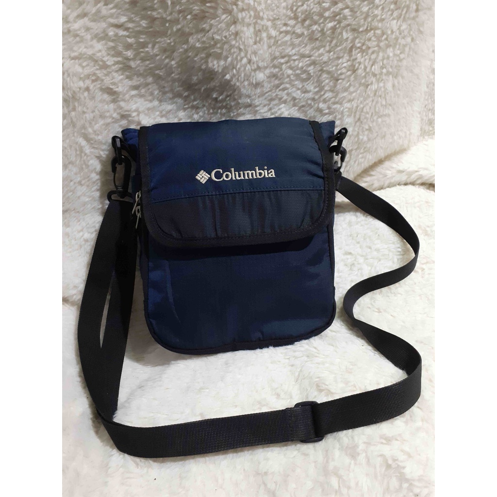 Tas Second / Preloved / COLUMBIA Sling Bag / Tas Selempang / Waist Bag / Cross Body / Bekas