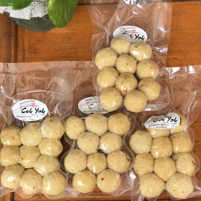 

Pempek Adaan