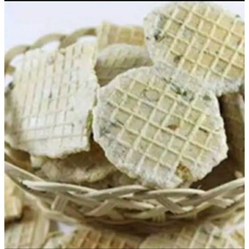 

Gapit Kacang Cirebon 250 gram Renyah Dan Gurih,Simping Kacang Cirebon