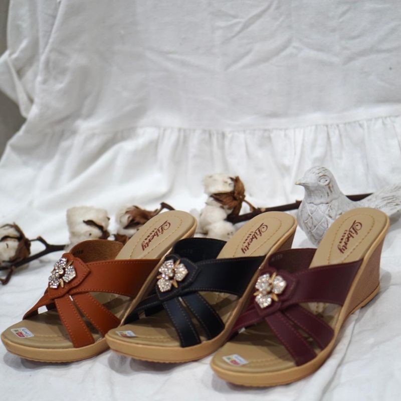 Sandal wedges wanita Liberty - BELLINI