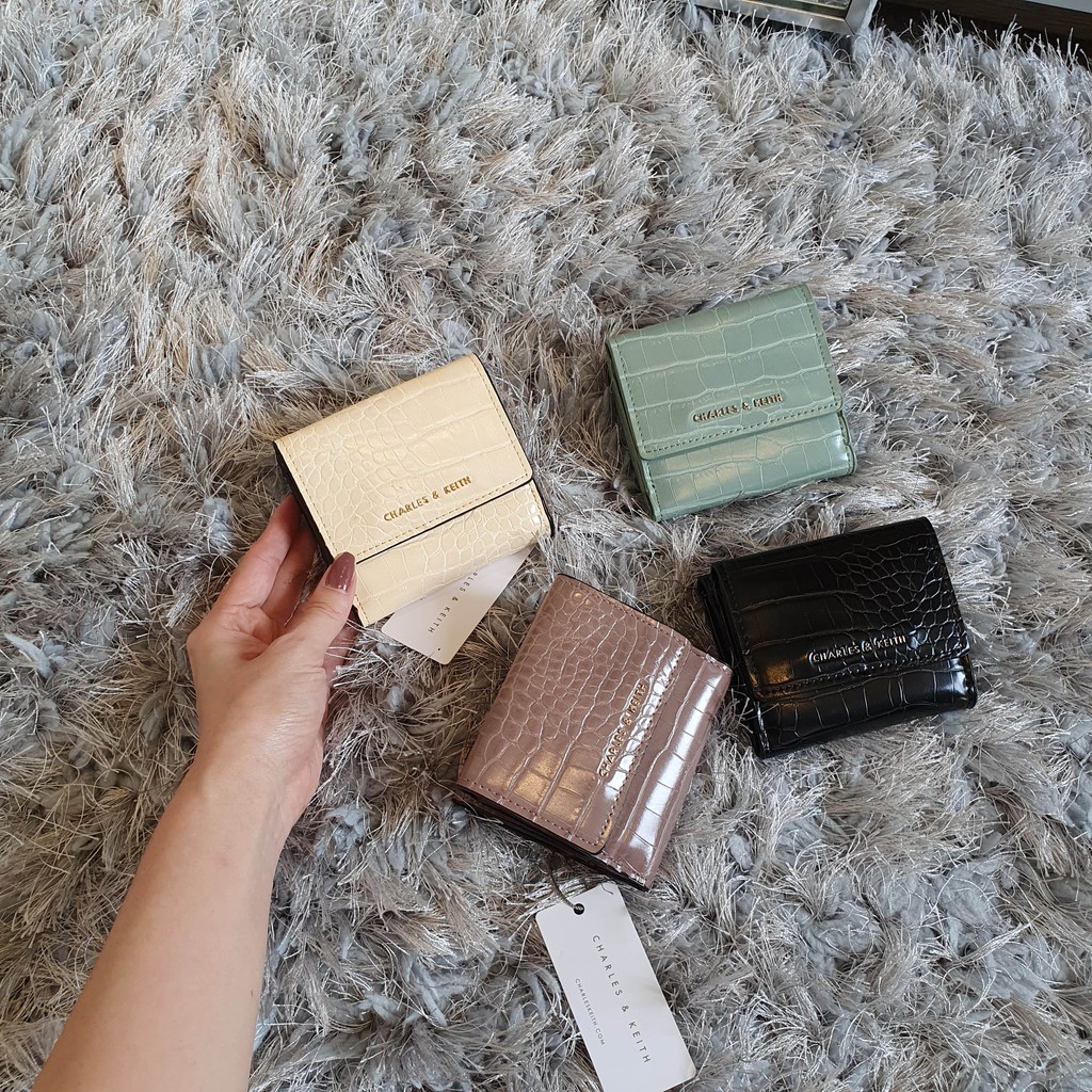 CHARLES KEITH MINI WALLET C0010 Shopee Indonesia CHARLES KEITH MINI WALLET C0010 Shopee Indonesia