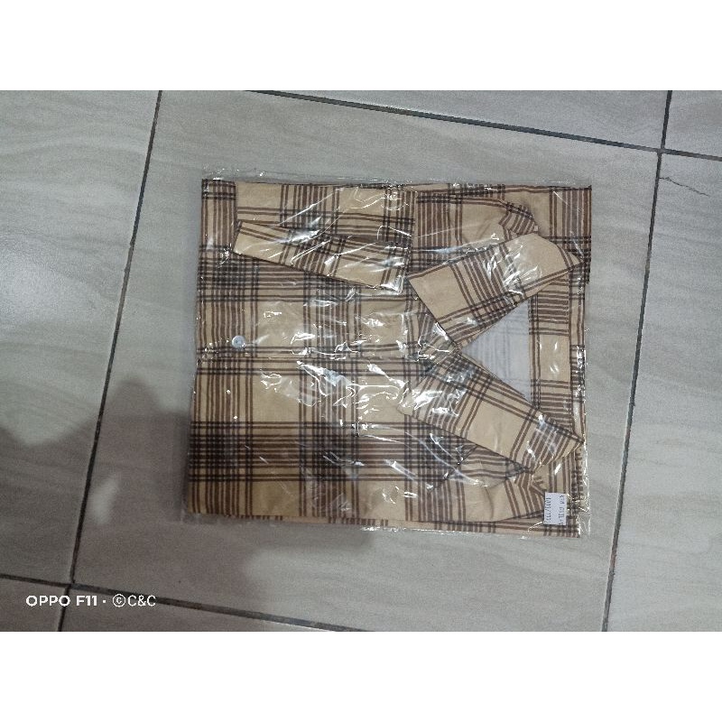 C&C OVERSIZE KEMEJA OSLIN | Kemeja Oversize Wanita - Kemeja Korea-Cream