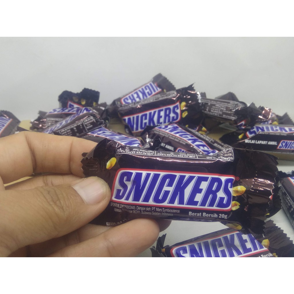 

Coklat Snickers 20gr/Delfi Big Thunder/Silverqueen 22g