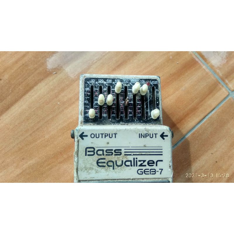 Efek Equalizer Bass Boss GEB 7