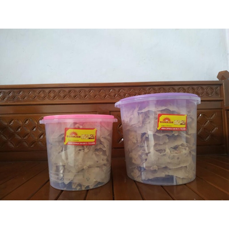 

peyek homemade (rebon, kacang tanah, kacang hijau) toples 5 liter, 10 liter, 25 liter