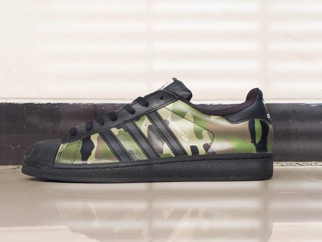 superstar camouflage shoes