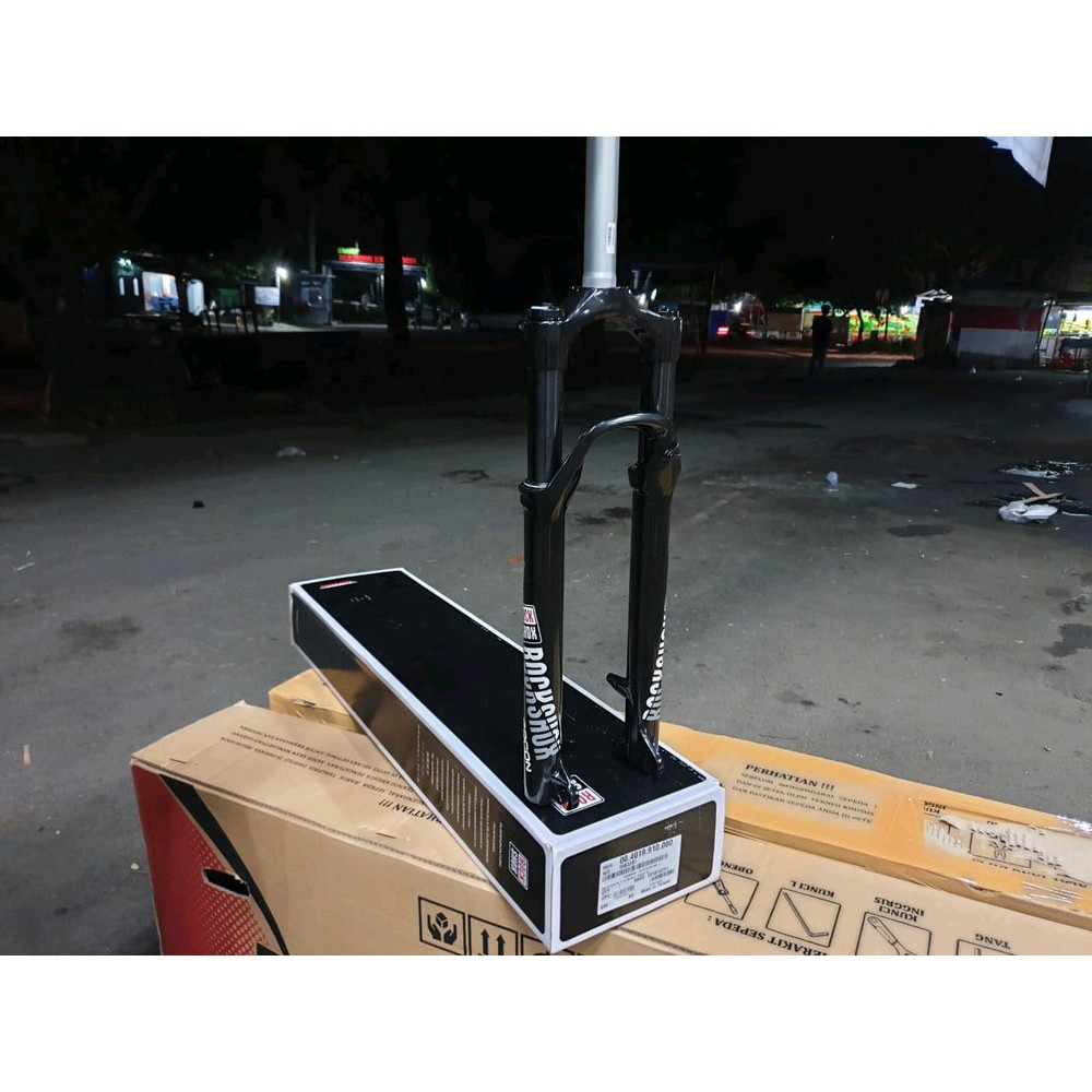 SALE Fork Rockshox Recon 100 Reboun Lock Solo Air