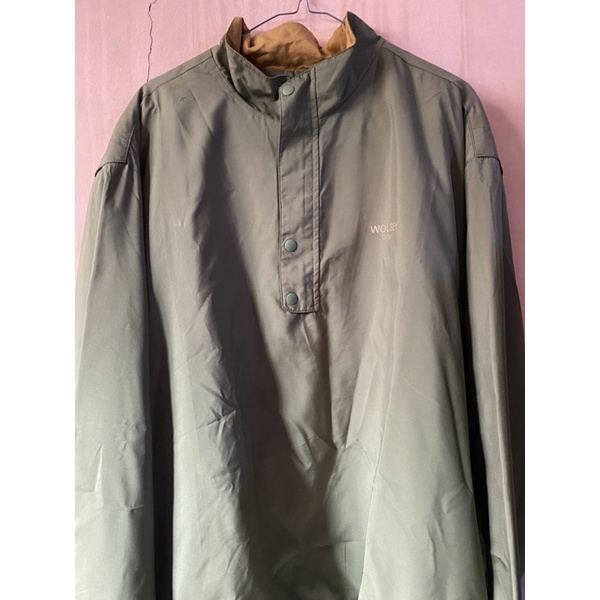 Preloved Jaket Olahraga