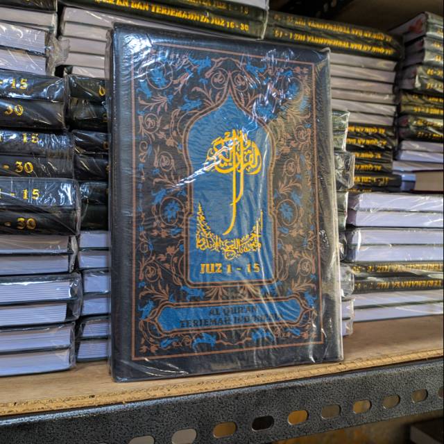 Quran Kudus Terjemah 2 Jilid alquran ukuran saku