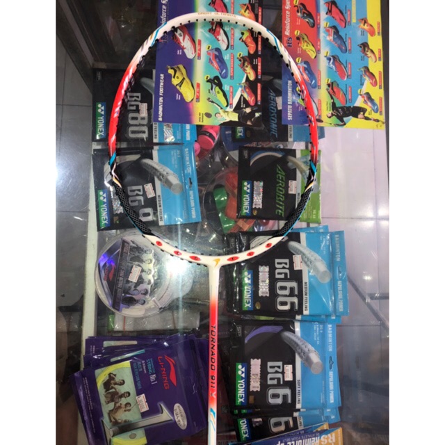 Raket Badminton Flypower Tornado 911x